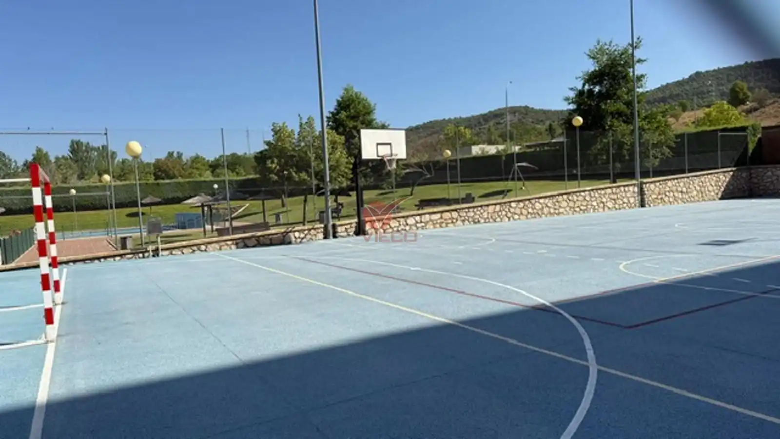 Aparcament de Pis en venda en Cuenca amb Calefacció, Traster i Piscina