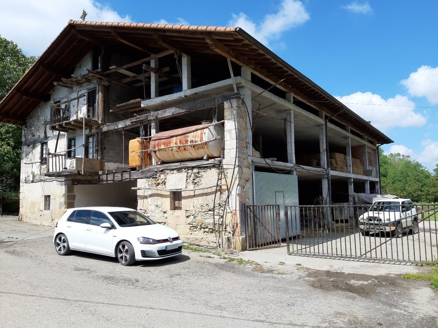 Exterior view of House or chalet for sale in Morga  with Private garden