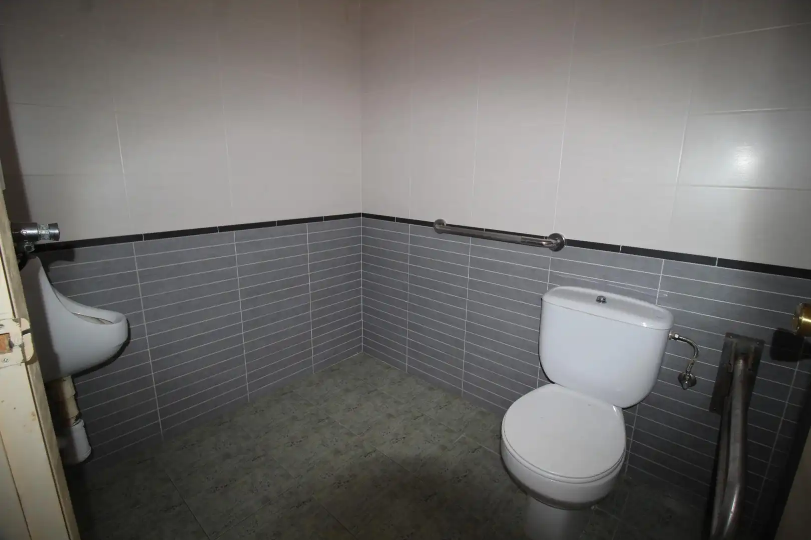 Bathroom of Commercial properties for rent in Oropesa del Mar / Orpesa  with Terrace