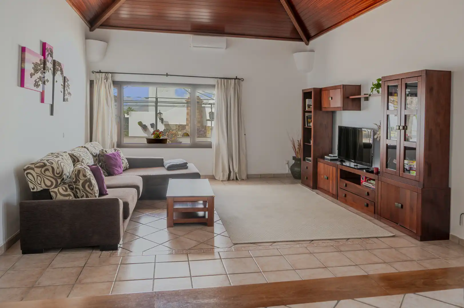 Living room of Houses for sale in Tías  with Heating