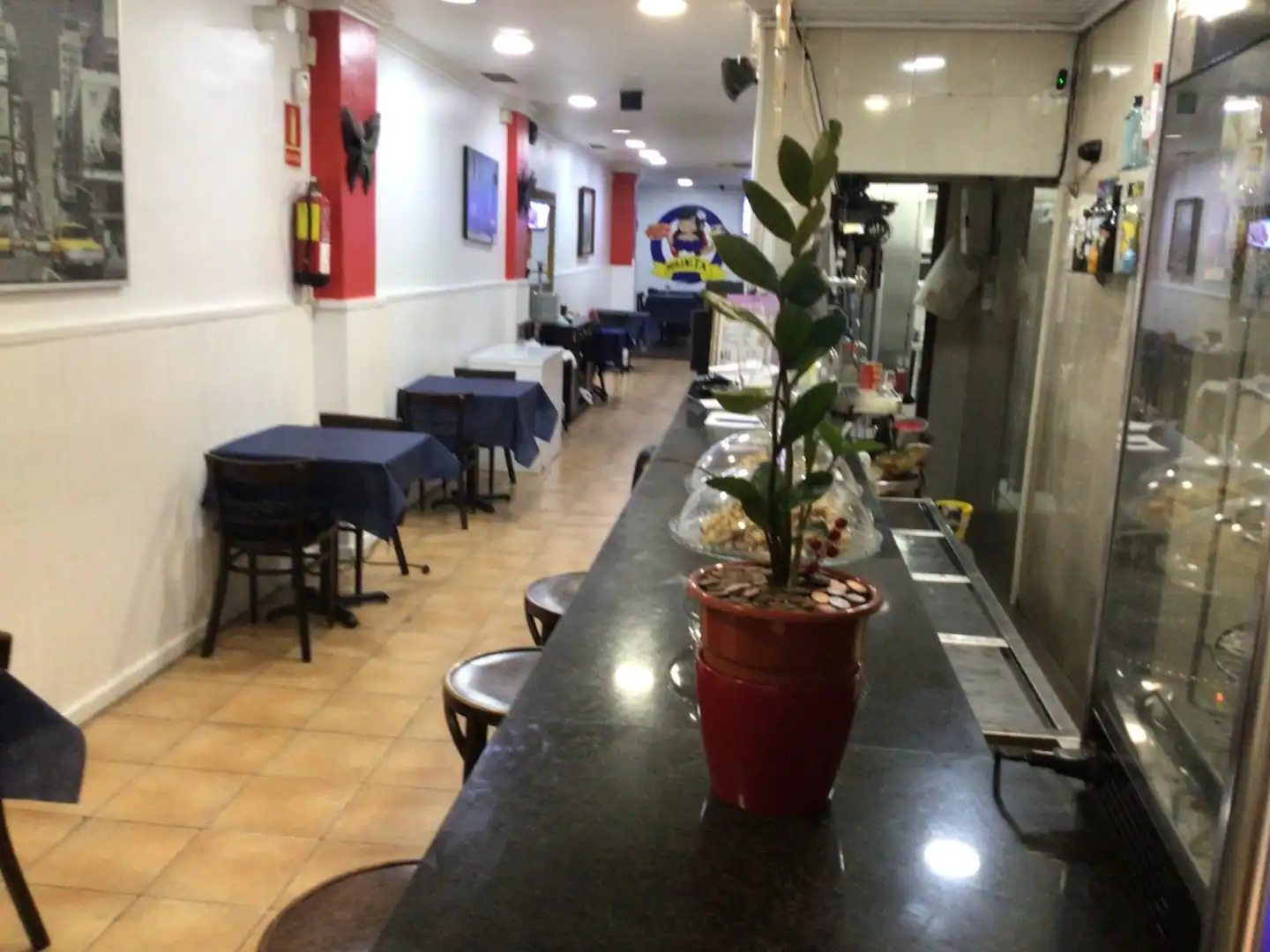 Business premises for transfer in Sants - Montjuïc, imagen 4