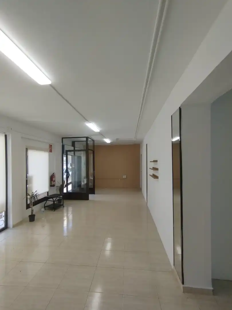 Gewerbefläche zur Miete in Calle Pedro Antonio de Alarcón, imagen 3