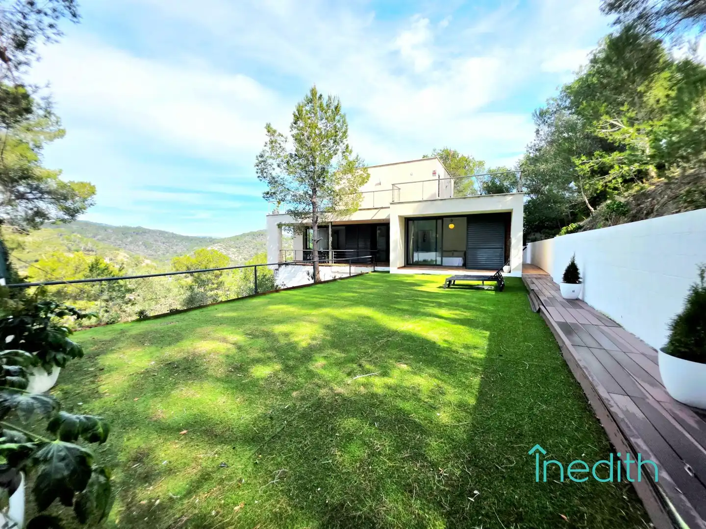 Jardí de Casa o xalet en venda en Cubelles amb Calefacció, Jardí privat i Terrassa