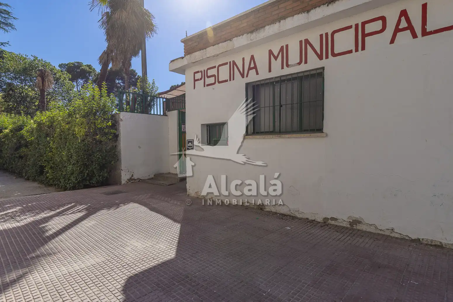 Vista exterior de Pis en venda en Alcalá de Henares amb Aire condicionat, Calefacció i Terrassa