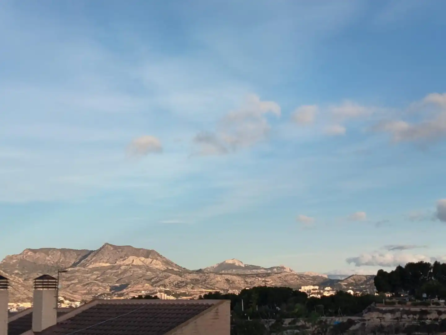 Vista exterior de Casa o chalet en venta en Petrer con Aire acondicionado y Balcón