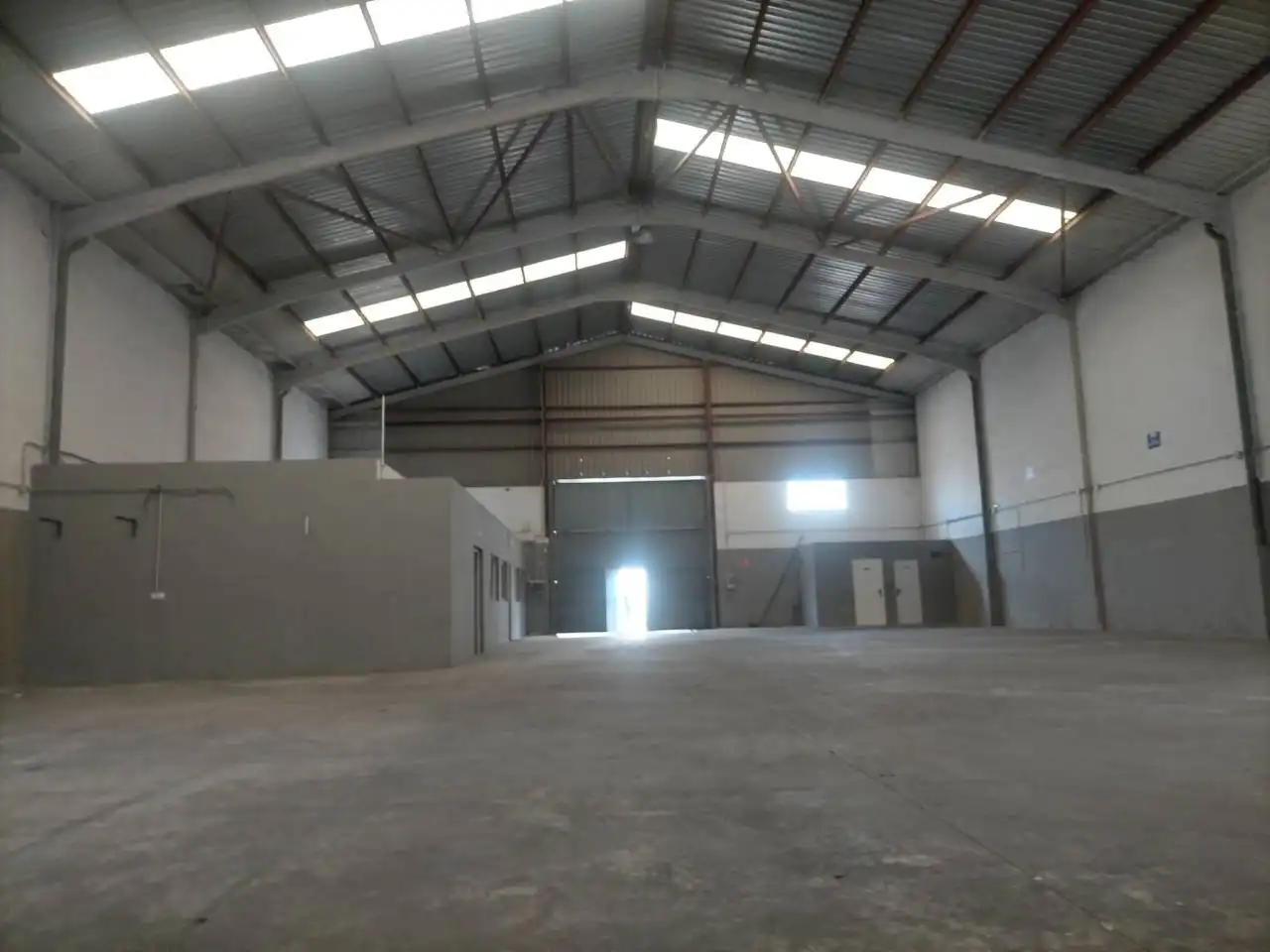 Nave industrial de alquiler en Sollana