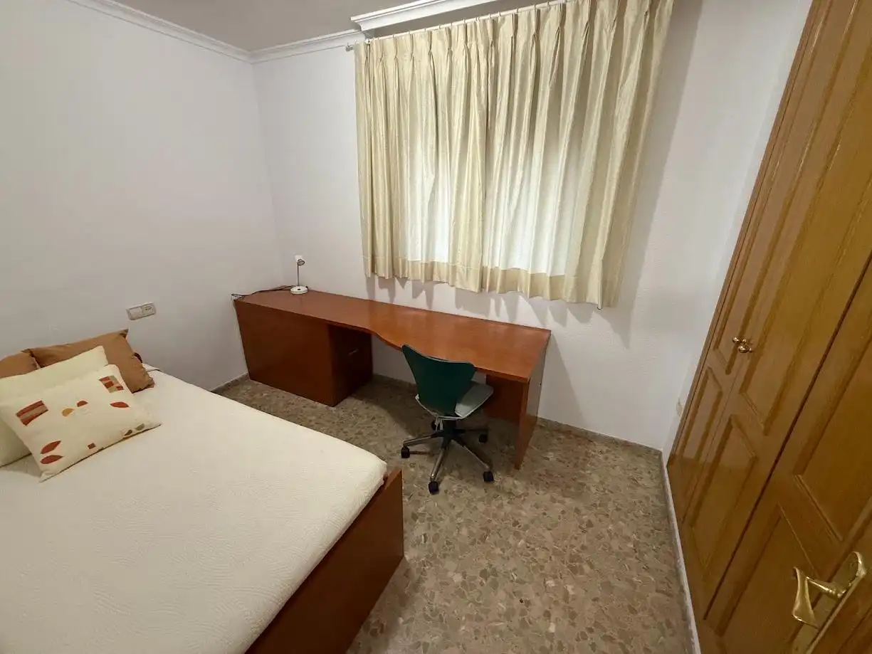 Bedroom of Flat for rent in Mislata  with Furnished and Balcony