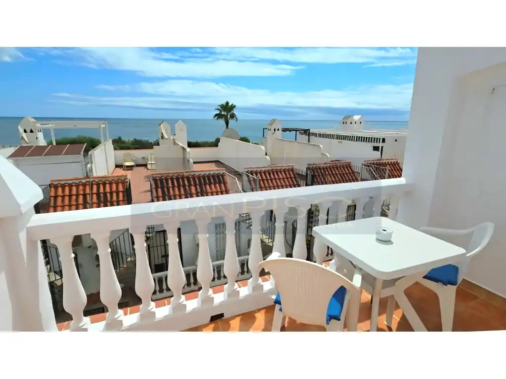 Terrassa de Casa adosada en venda en Manilva amb Terrassa, Balcó i Piscina comunitària