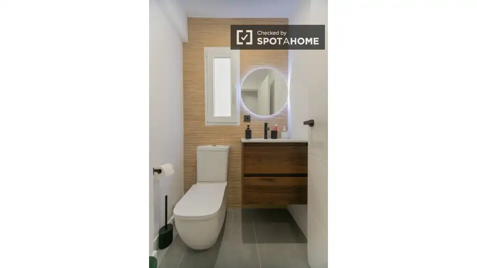 Wohnung mit Terrasse zur Miete in Quatre Carreres, imagen 4