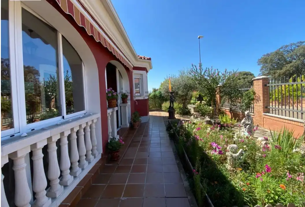 Vista exterior de Casa o chalet en venta en Buenavista con Calefacción, Jardín privado y Parquet