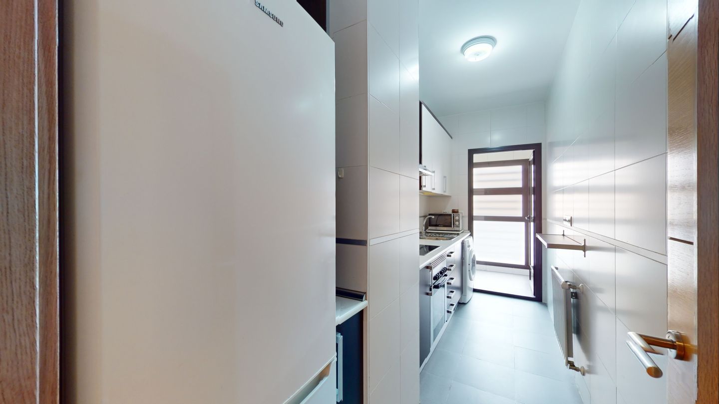 Kitchen of Flat to rent in  Madrid Capital  with Air Conditioner, Heating and Storage room