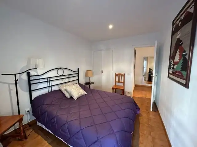 Habitación de Apartamento de alquiler en Castell d'Aro, Platja d'Aro i s'Agaró con Terraza, Amueblado y Lavadora
