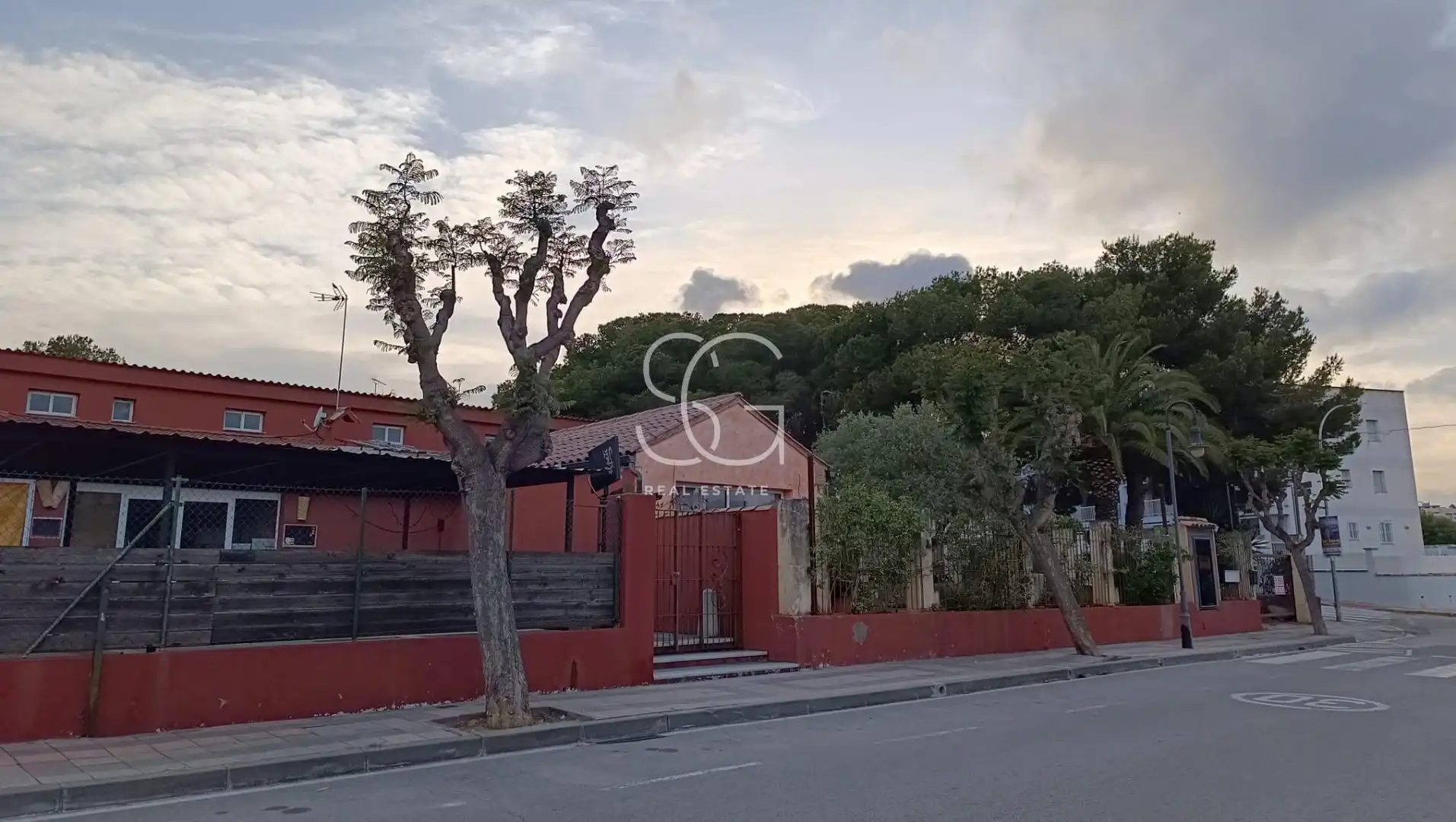 Gewerbefläche zum Verkauf in Avenida de la Platja, imagen 2