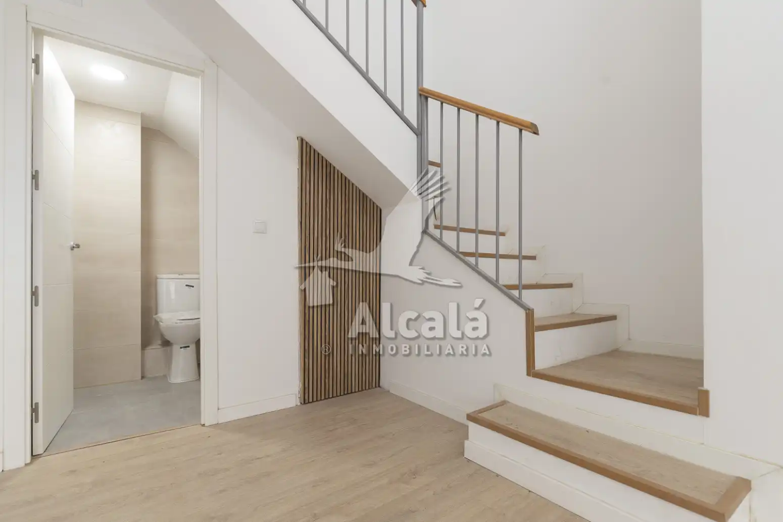 Local en venta en Alcalá de Henares con Aire acondicionado