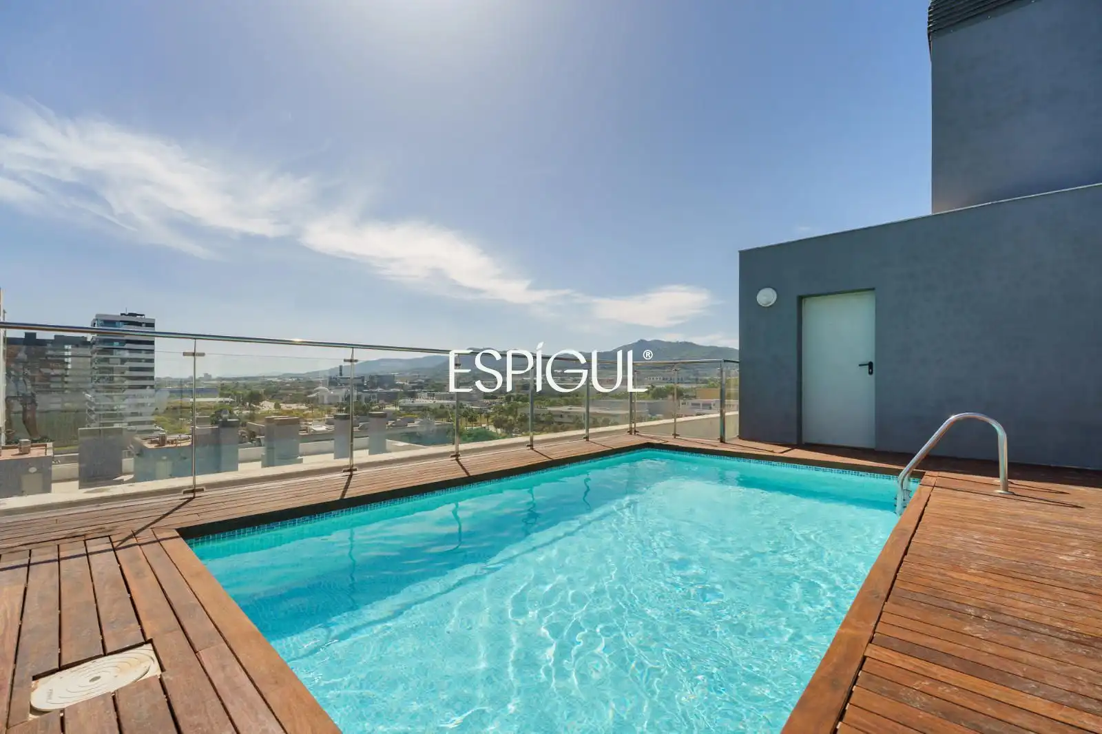 Swimming pool of Flat for sale in Mataró  with Air Conditioner, Heating and Terrace