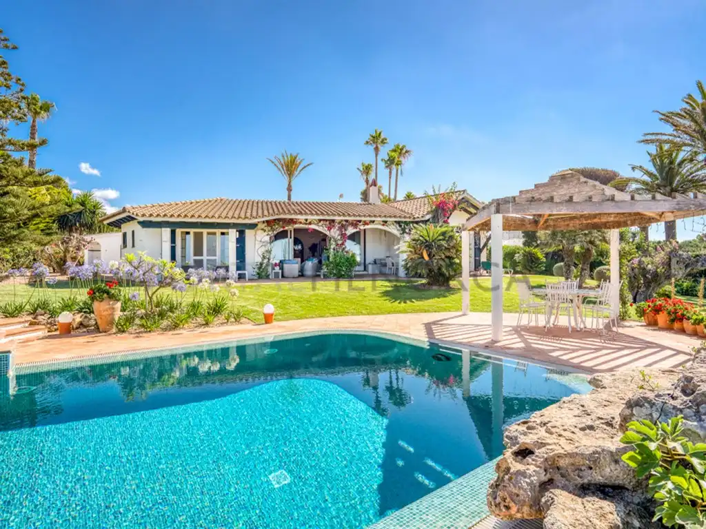 Houses for sale in Urbanizacion Binidali, Sant Climent - Es Canutells