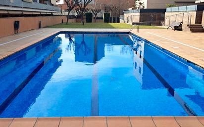 Swimming pool of Duplex for sale in Canovelles  with Air Conditioner, Heating and Parquet flooring