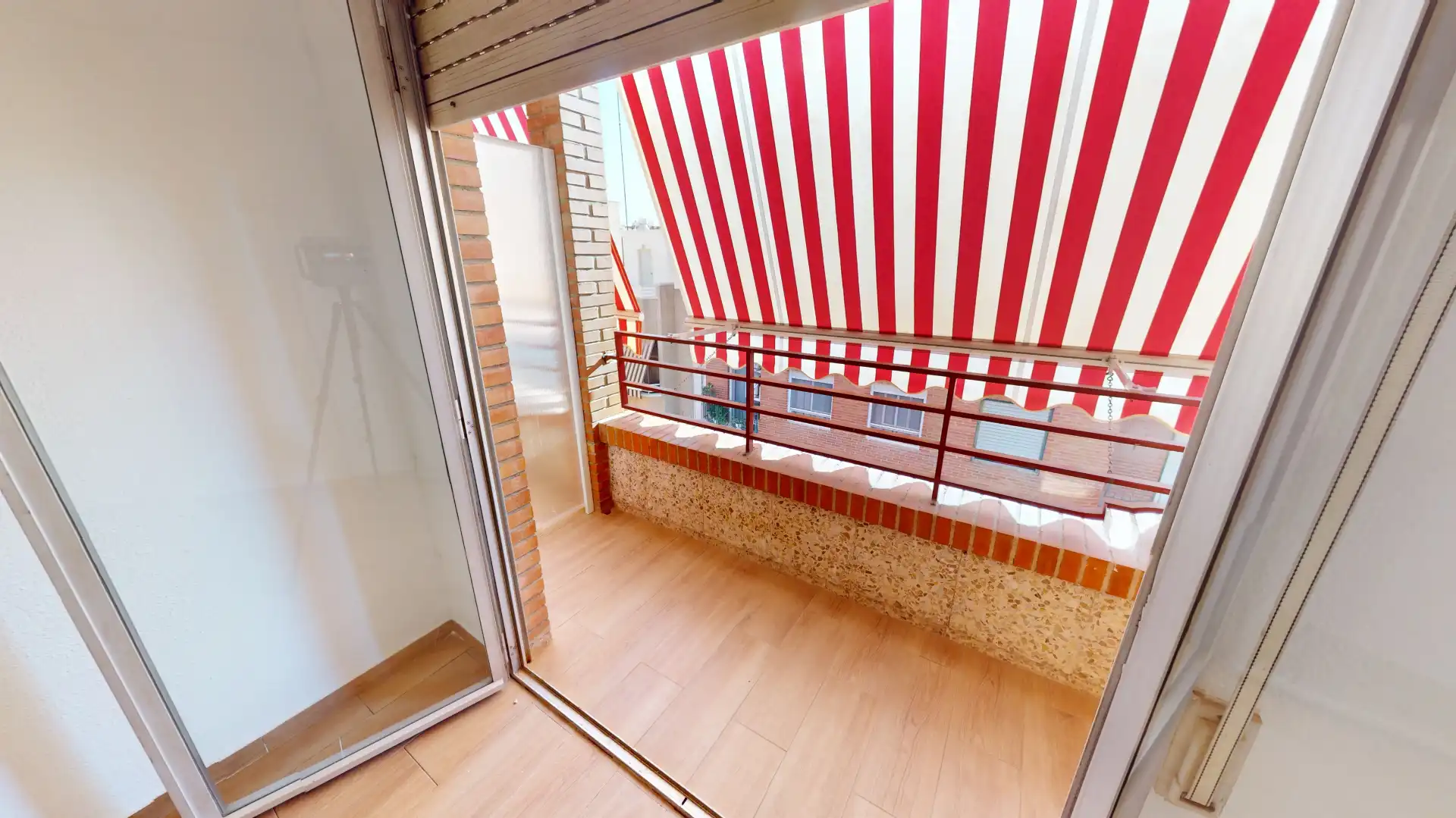 Flat with terrace for sale in Carrer Gilberto Martínez, imagen 6