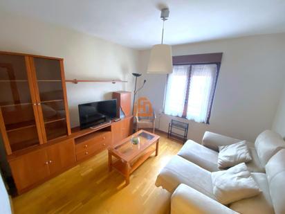 Sala d'estar de Apartament en venda en León Capital  amb Calefacció