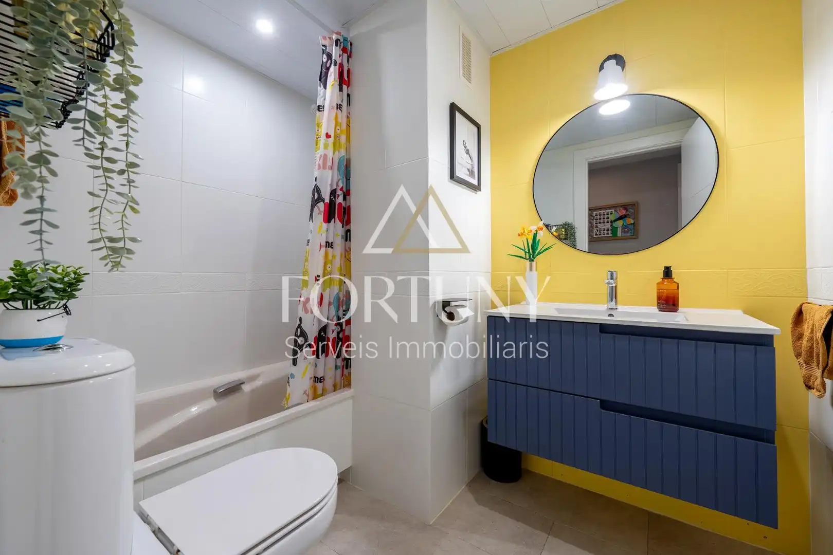 Baño de Piso en venta en Reus con Piscina comunitaria