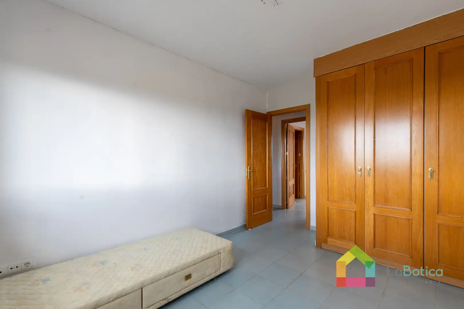 Casa adosada en venta en Burguillos de Toledo con Calefacción, Jardín privado y Terraza