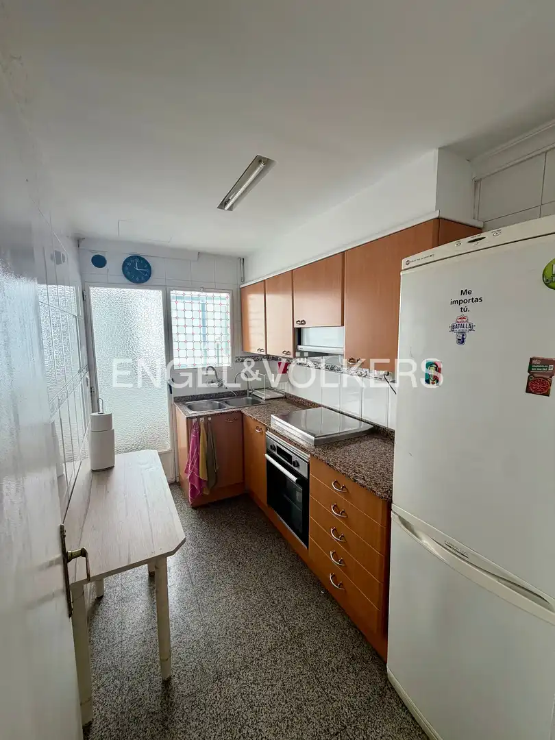 Cocina de Piso de alquiler en Valencia con Calefacción, Parquet y Amueblado