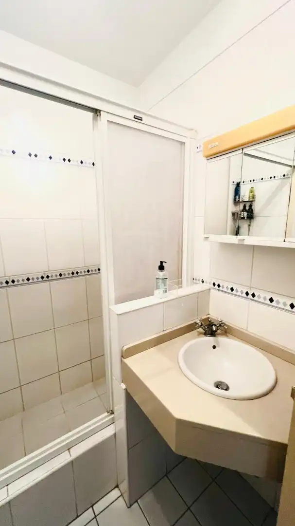 Bany de Apartament en venda en Granadilla de Abona amb Moblat, Forn i Rentadora