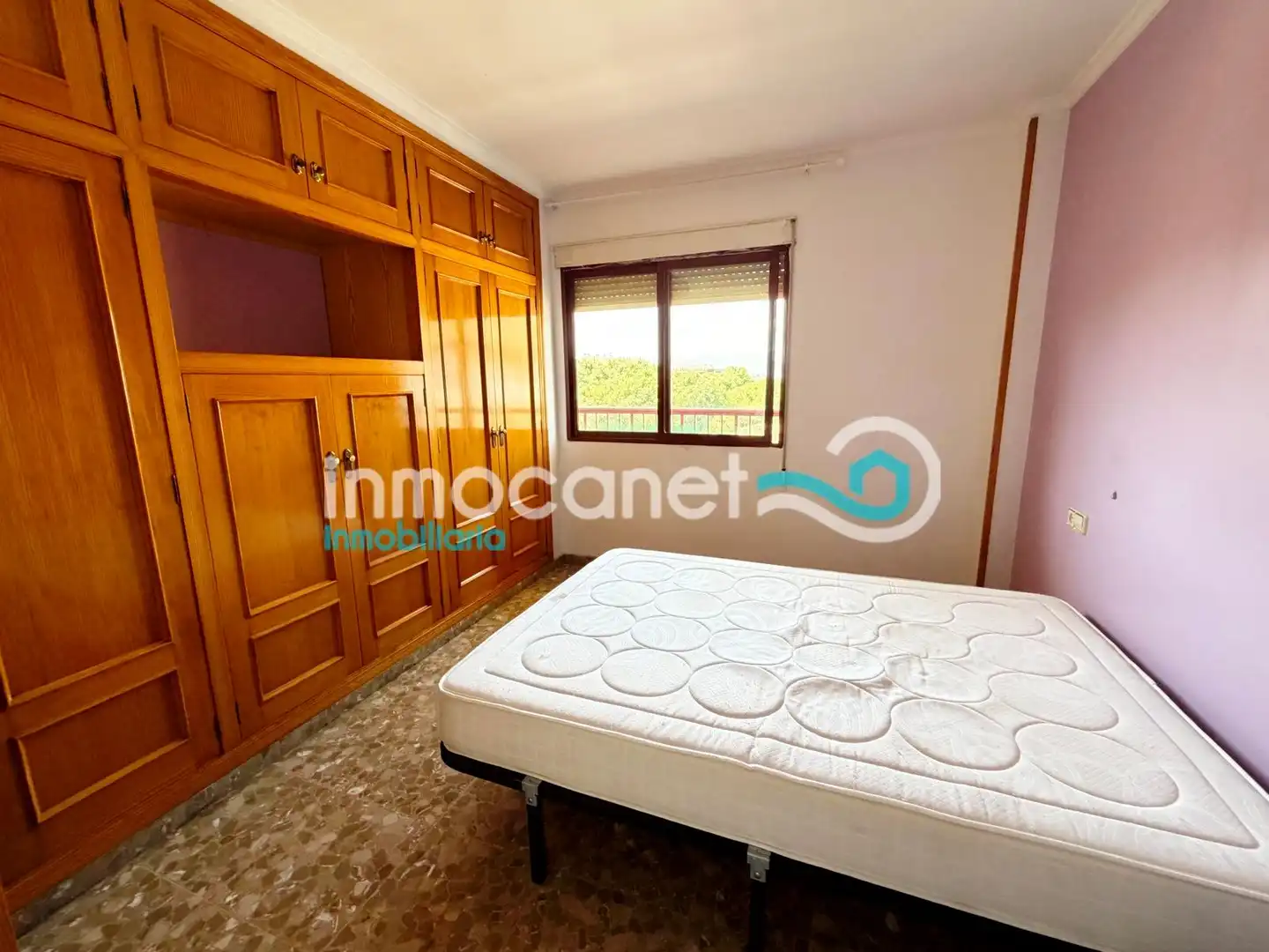 Habitación de Apartamento en venta en Oliva con Balcón