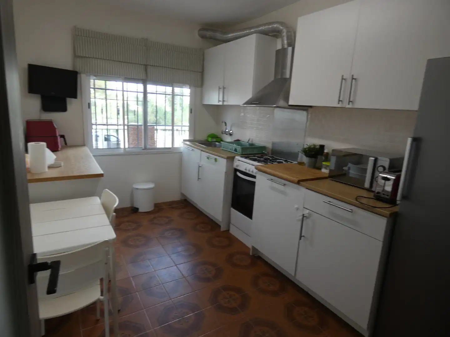 Cuina de Casa o xalet en venda en Torrent amb Aire condicionat, Calefacció i Jardí privat