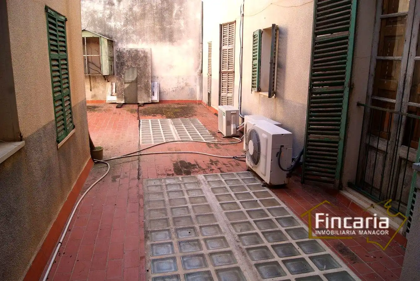 Terrasse von Büro zur Miete in Manacor