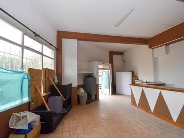 Gewerbefläche zum Verkauf in Oleiros pueblo