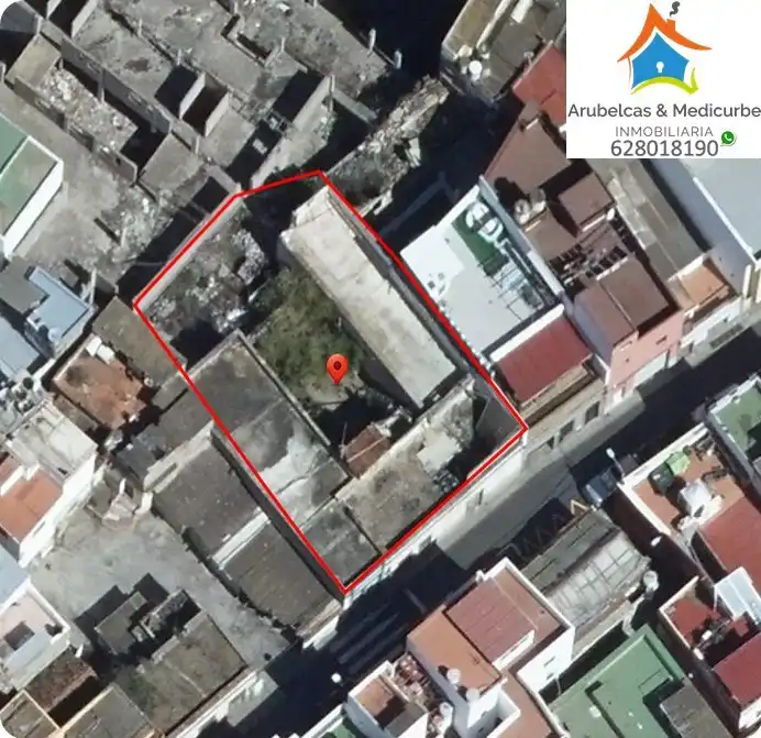 Casa o xalet en venda en Arucas amb Jardí privat, Terrassa i Alarma