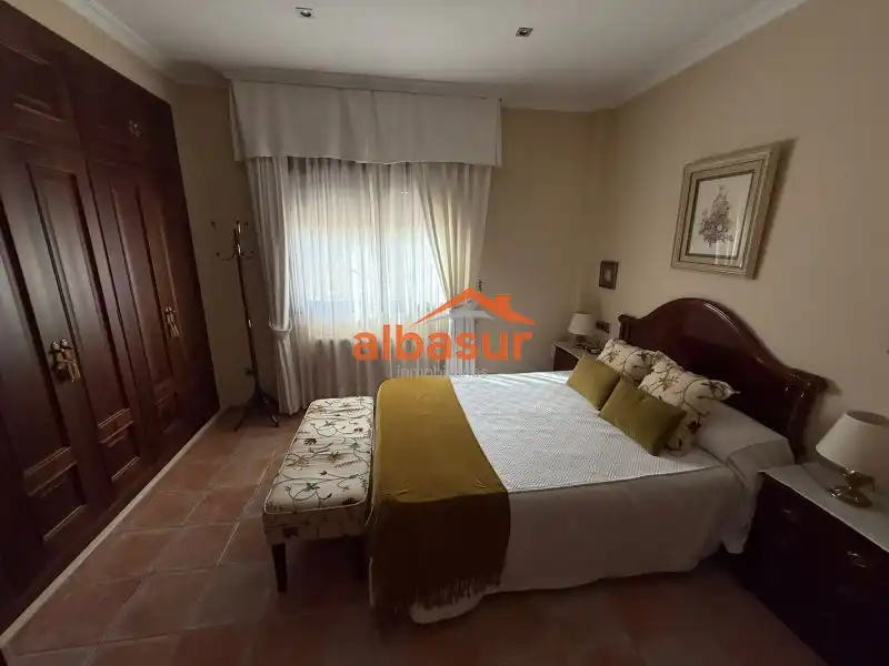 Chalet con piscina en venta en Calle Alcornoque, imagen 14
