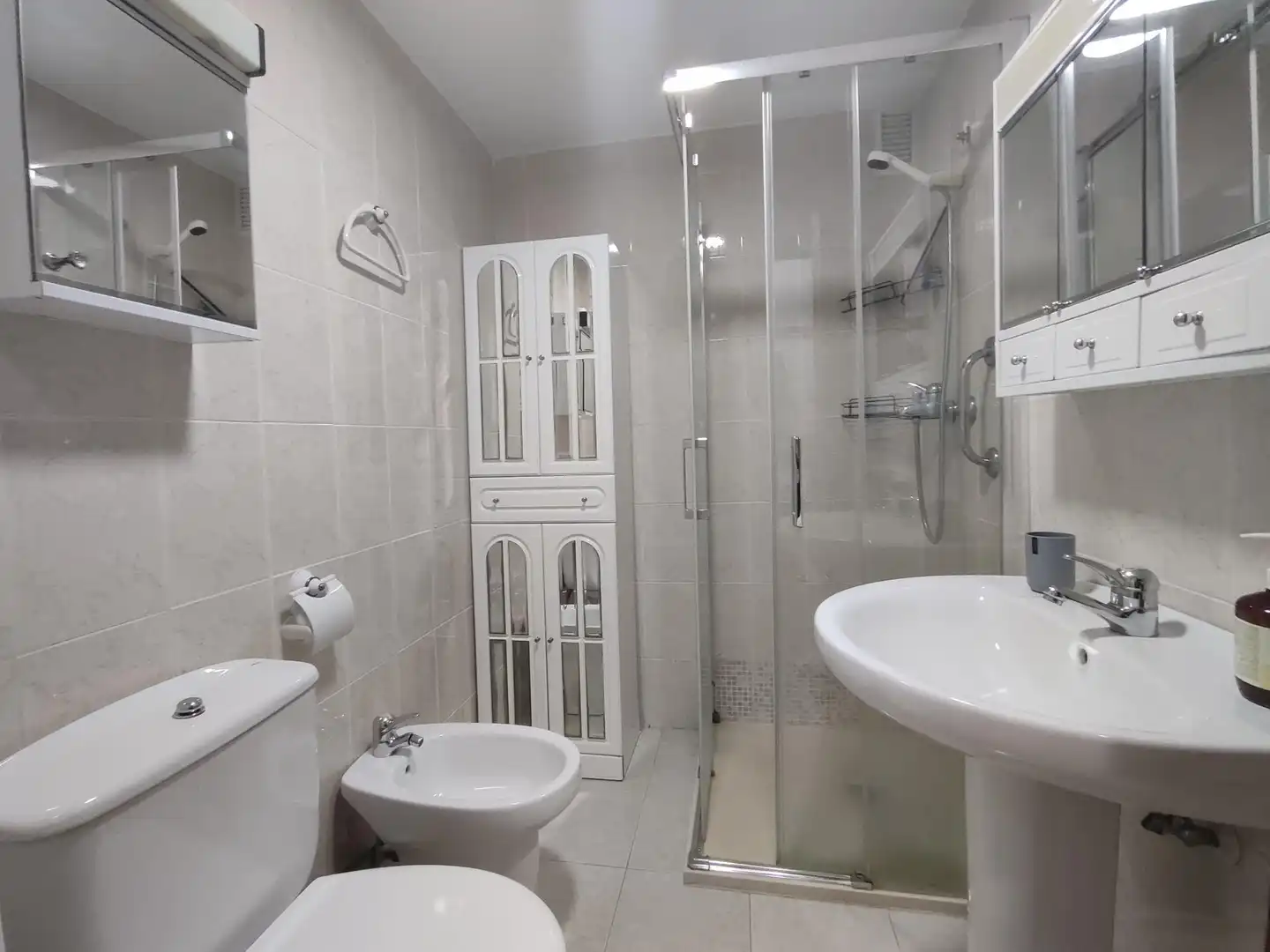 Baño de Apartamento de alquiler en Granada