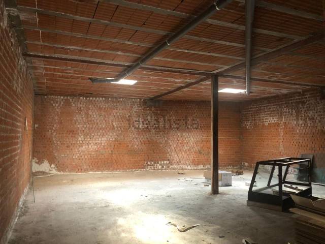 Local comercial en Alquiler en Yuncos