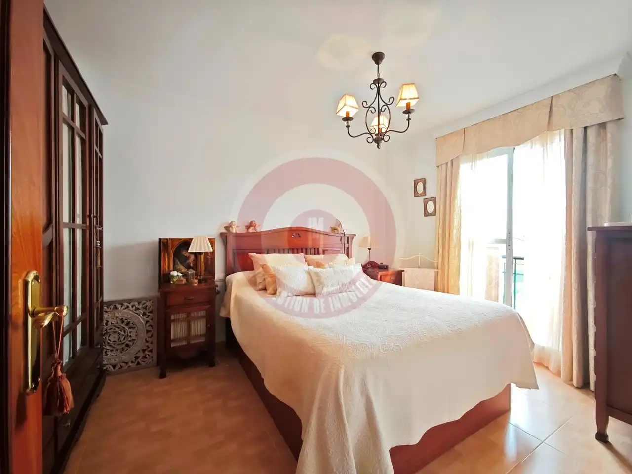 Dormitori de Casa adosada en venda en Vélez-Málaga amb Aire condicionat, Terrassa i Moblat