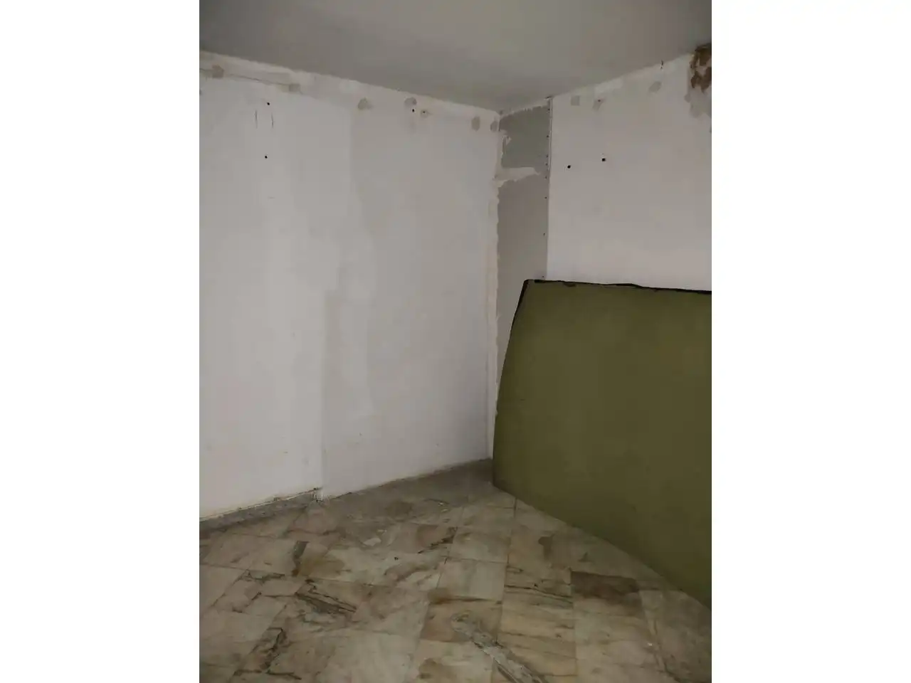 Casa adosada en venta en Cantillana