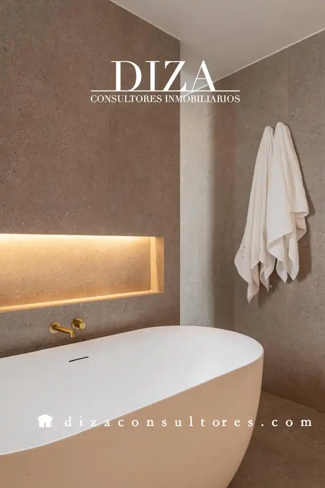 Baño de Ático de alquiler en Barrio de Salamanca