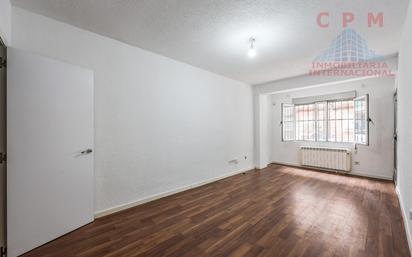 Bedroom of Flat for sale in Alcalá de Henares  with Air Conditioner, Heating and Parquet flooring