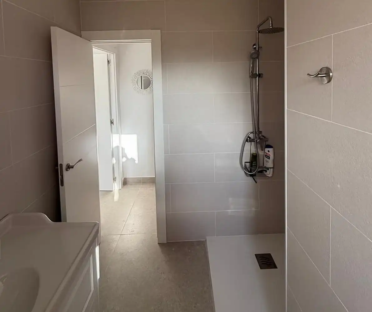 Bathroom of Flat for rent in Almuñécar  with Furnished