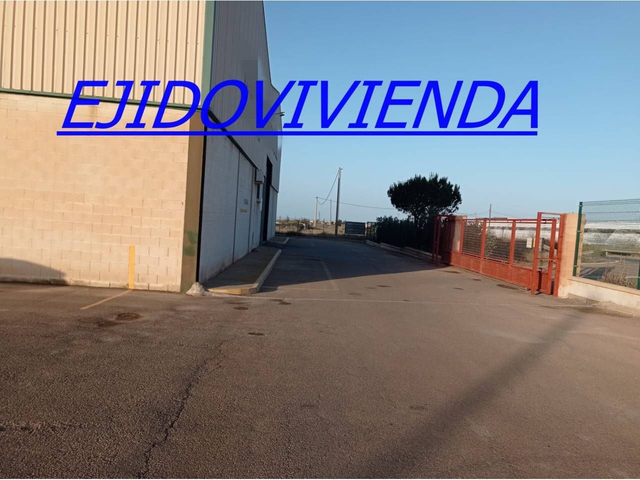 Vista exterior de Nau industrial de lloguer en Níjar
