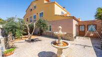 Exterior view of House or chalet for sale in Valls  with Air Conditioner, Private garden and Furnished