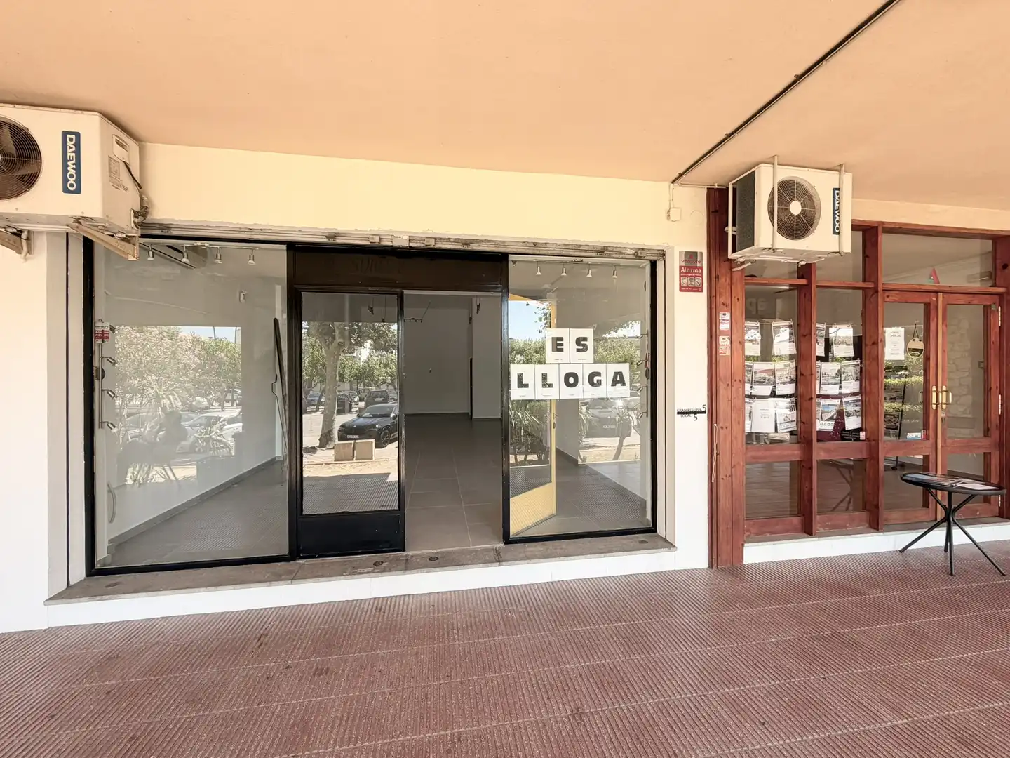 Commercial properties for rent in Empuriabrava