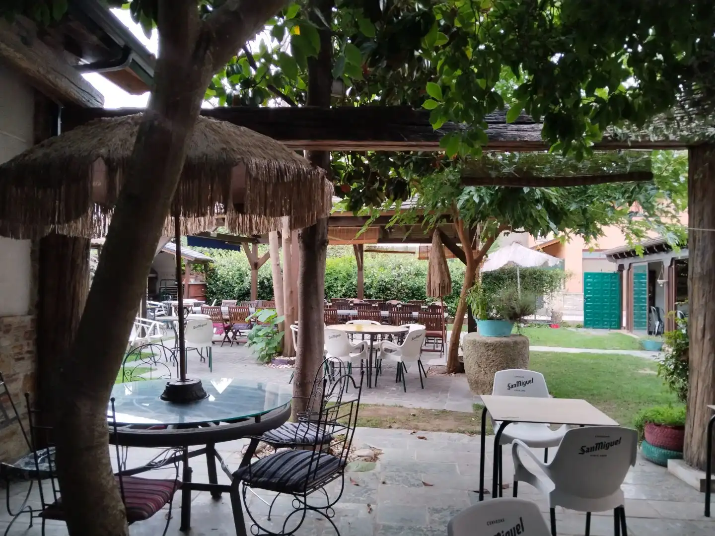 Houses for sale in Camponaraya, León