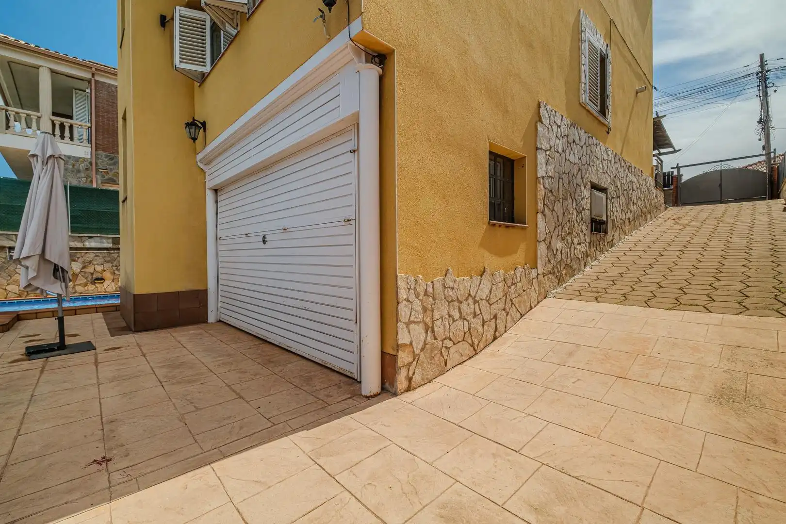 Detached house with pool for sale in Avenida del Virrei Amat 103, imagen 39
