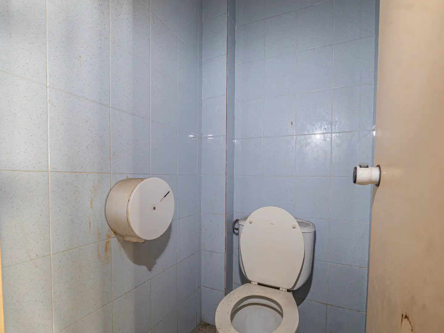 Baño de Local en venta en Torredembarra con Aire acondicionado, Calefacción y Terraza