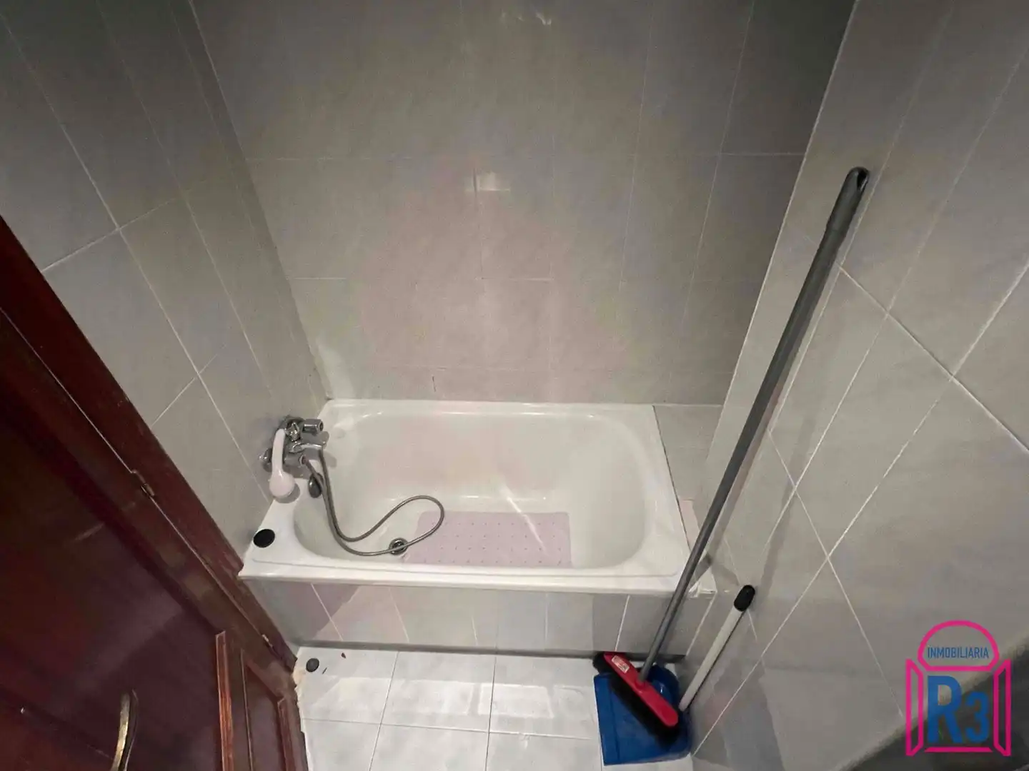 Baño de Apartamento de alquiler en Villaquilambre, León