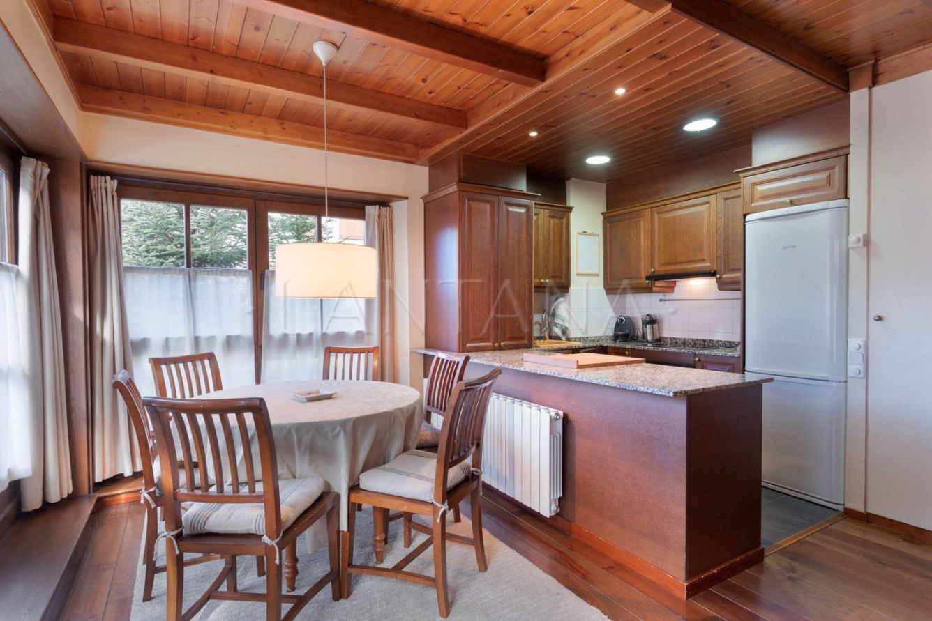 Kitchen of Duplex for sale in Naut Aran  with Heating, Parquet flooring and Terrace
