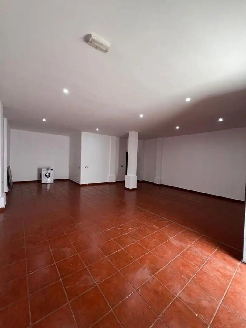 Casa adosada en venda en El Rosario amb Jardí privat i Terrassa
