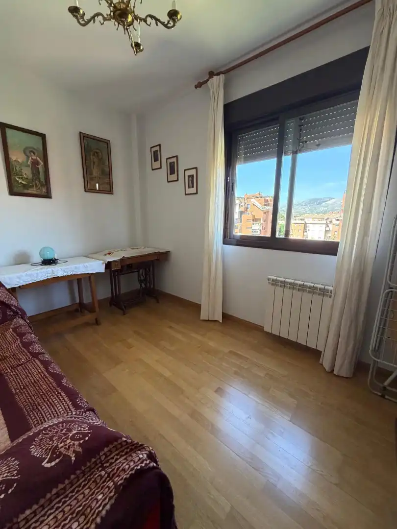 Bedroom of Attic for sale in Granada  with Air Conditioner, Heating and Parquet flooring